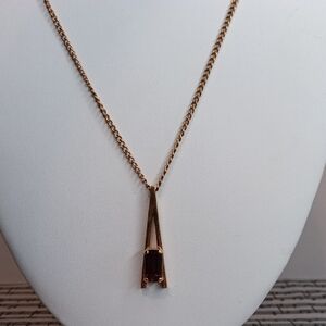 Avon Plaza IV Gold Tone Necklace Purple Pendant Vintage 1975